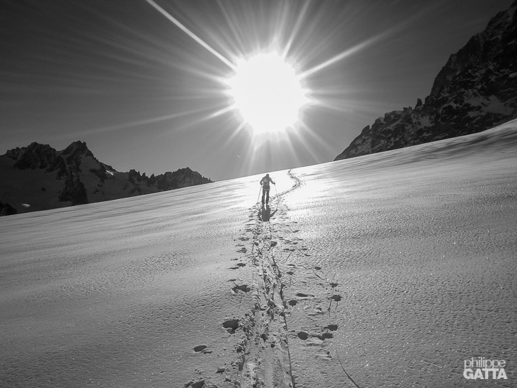 Approach from Grands Montets at skis (© P. Gatta)