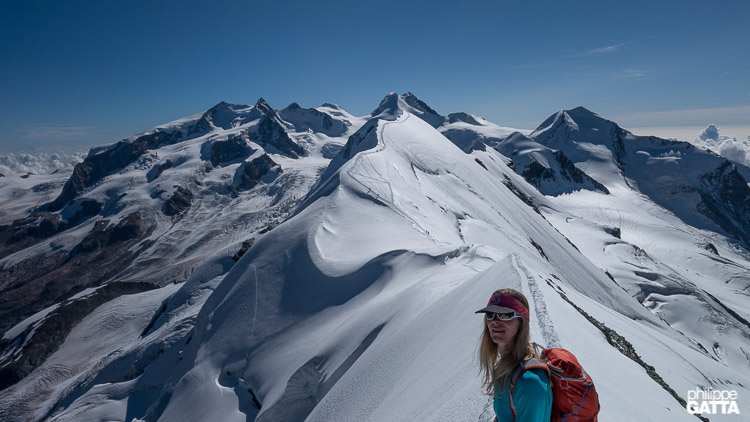 View from the top of the Eastern summit of Breithorn, Central behind (© P. Gatta)
