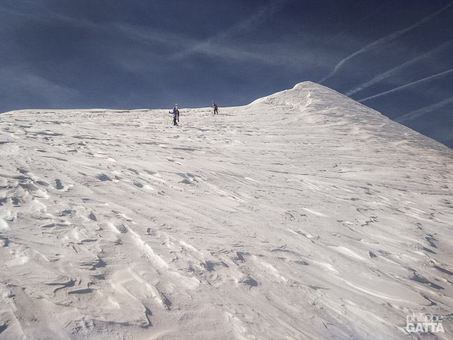 Two climbers on the way down from Combin de Grafeneire (© P. Gatta)