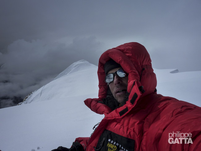 Philippe on the summit of Ama Dablam (Photo © P. Gatta)