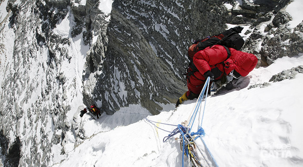 Everest Second step seen from below (previous year) (© Jamie McGuiness)