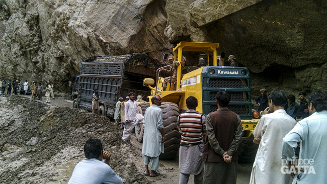 Landslides on the Karakoram Highway (© P. Gatta)