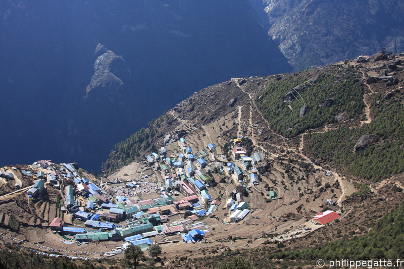 Namche Bazar, Everest (© P. Gatta)