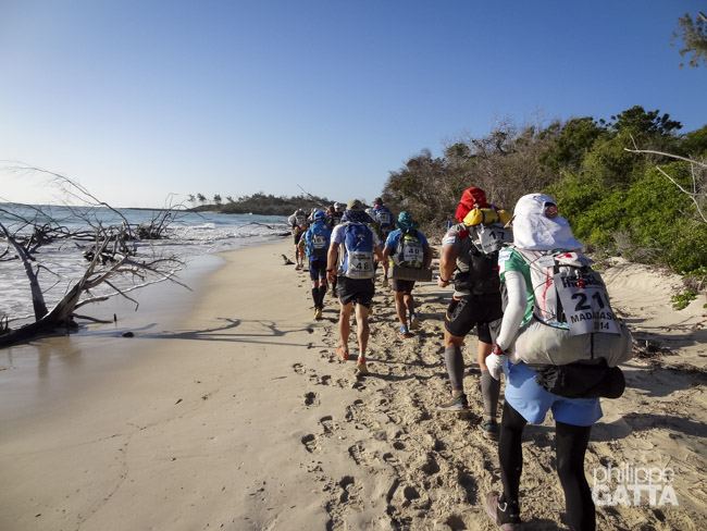 Madagascar Stage 2 started off by 3.2km on the beach (© P. Gatta)