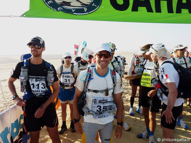 Sahara race: start of stage 4 (© P. Gatta)